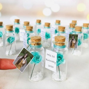 Miss 15 Quince Favors for guests, Set of 10 Roses In A Bottle with Photo, Sweet 16 Party Favors with Message, Personalized Thank you favors